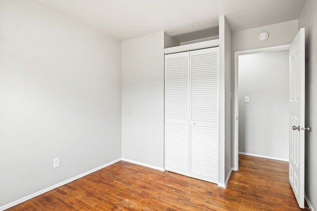 Building Photo - 9725 N Edison St