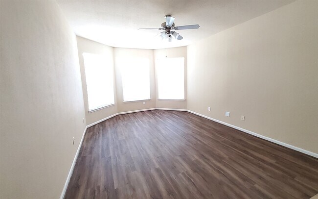 Building Photo - 12911 Brook Arbor Ct