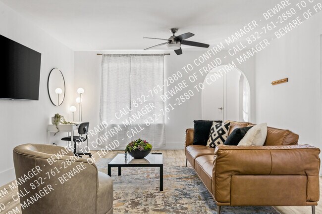Building Photo - 12811 Pandora Dr