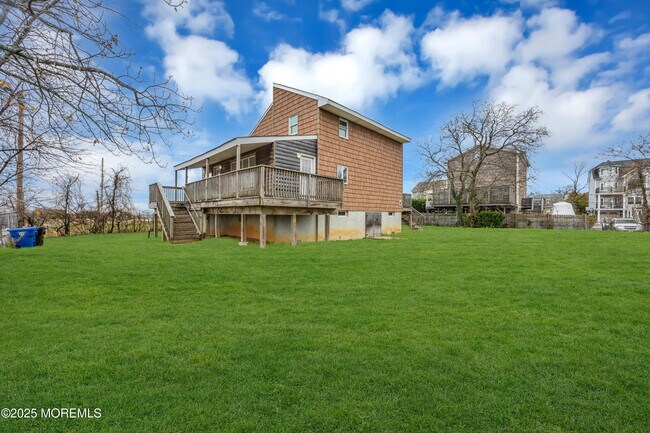 Building Photo - 234 Beach Ave