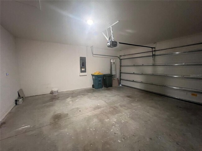 Building Photo - 1339 Maracaibo St