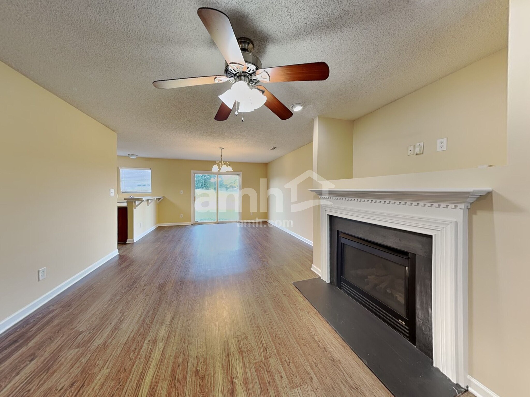 Building Photo - 1208 Scarlett Dr