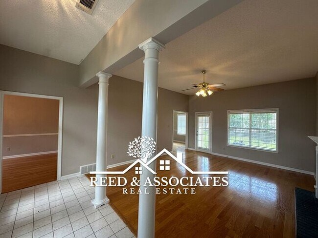 Building Photo - 3 Bedroom in Cordova-Appling Area