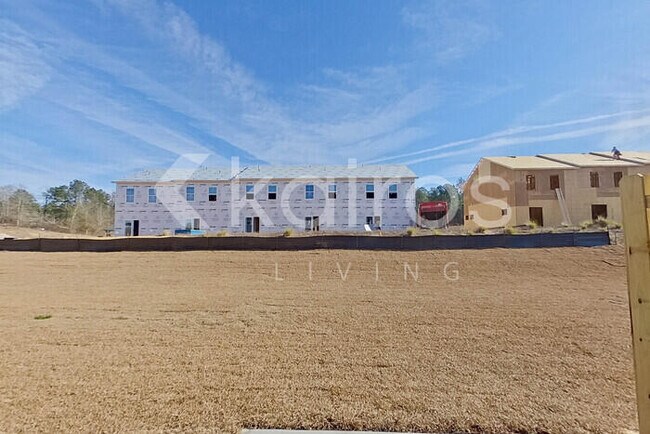 Building Photo - 2097 Banyan Cir