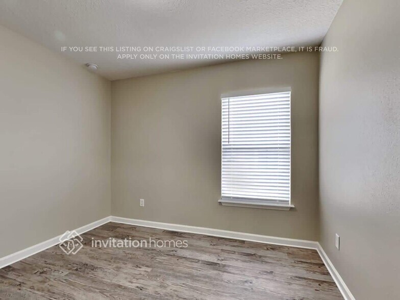 Building Photo - 344 Bostwick Cir