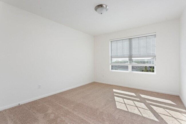 Building Photo - 19308 Cloudy Bay Dr