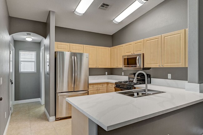 Building Photo - 9333 Leaping Deer Pl