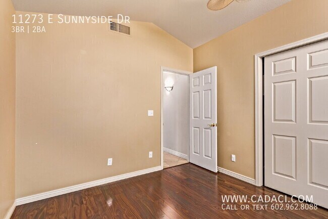 Building Photo - 11273 E Sunnyside Dr