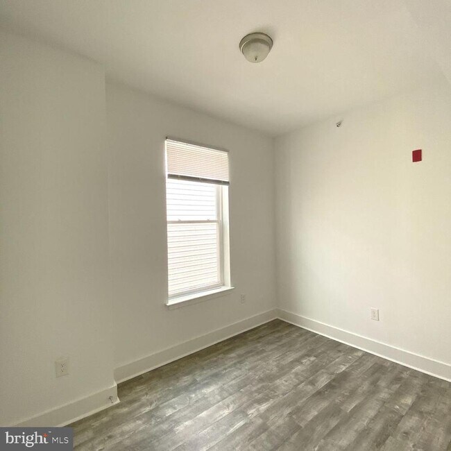 Building Photo - 6032 Market St