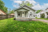 Building Photo - 119 S Custer Ave