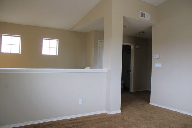 Building Photo - STUNNING MOUNTAIN VIEWS - Move-in special call the office for details