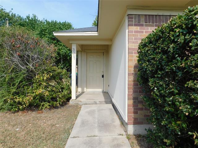 Building Photo - 3305 Gardenview Cir