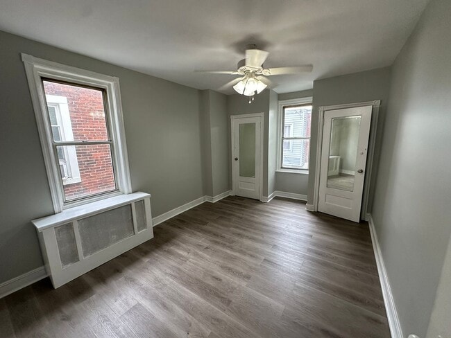 Building Photo - Charming updated 3 bed 1 bath in amazing location