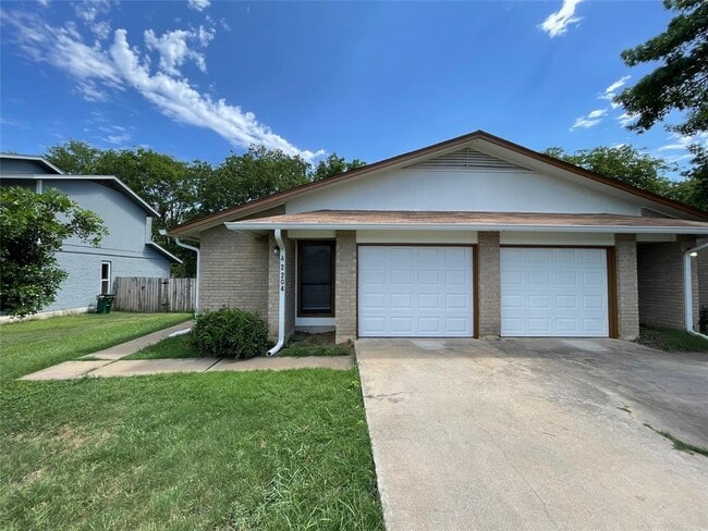Primary Photo - 2204 Berkett Dr