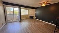 Building Photo - 202 S Pierce St
