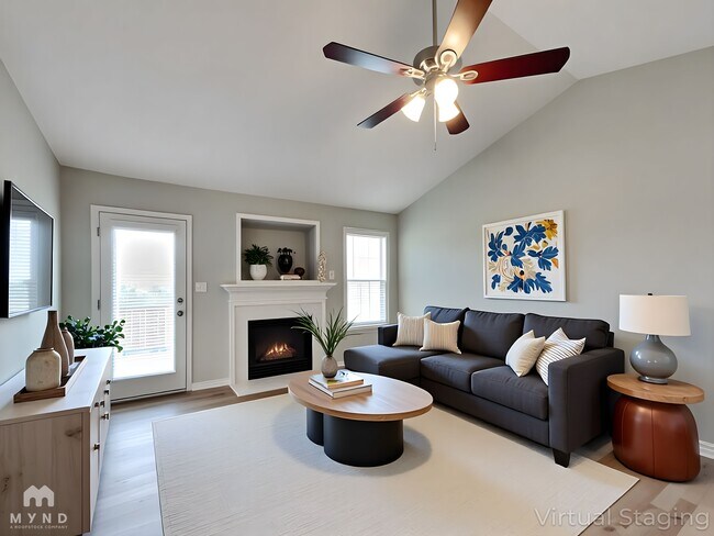 Building Photo - 173 Rose Ct