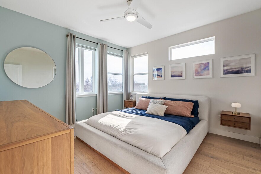 Building Photo - 4001 W Conejos Pl