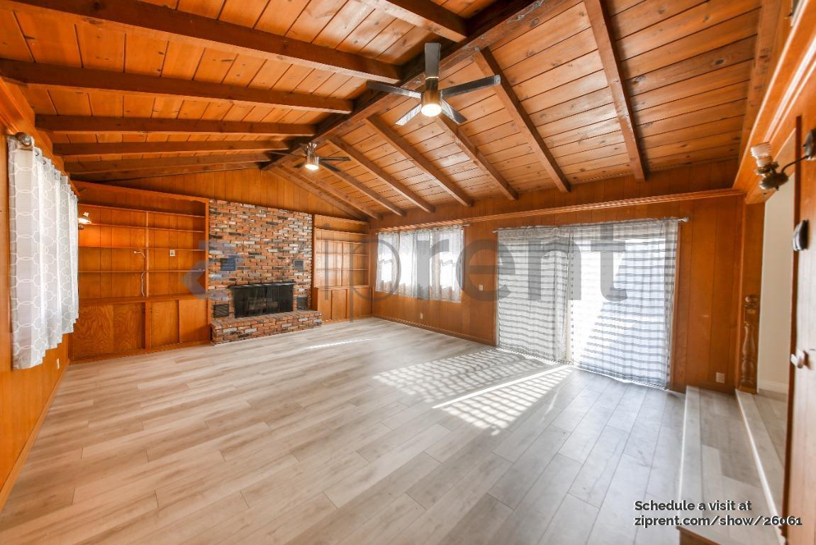 Building Photo - 12102 Brookhaven Park