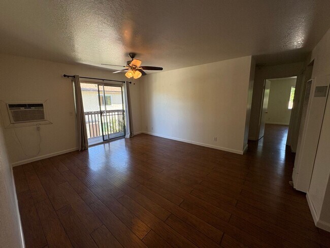 Building Photo - Spacious 2-Bedroom Apartment in Atascadero – Available Now!