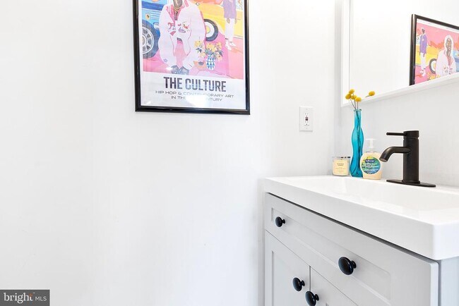 Building Photo - 2400 Germantown Ave