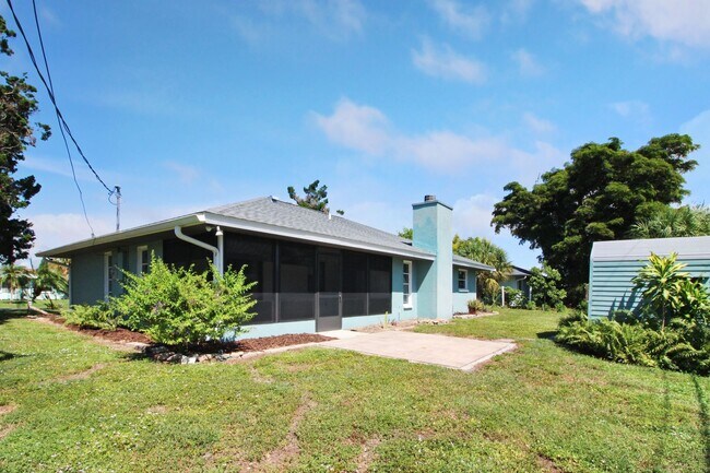 Building Photo - South Venice Annual Home for Rent