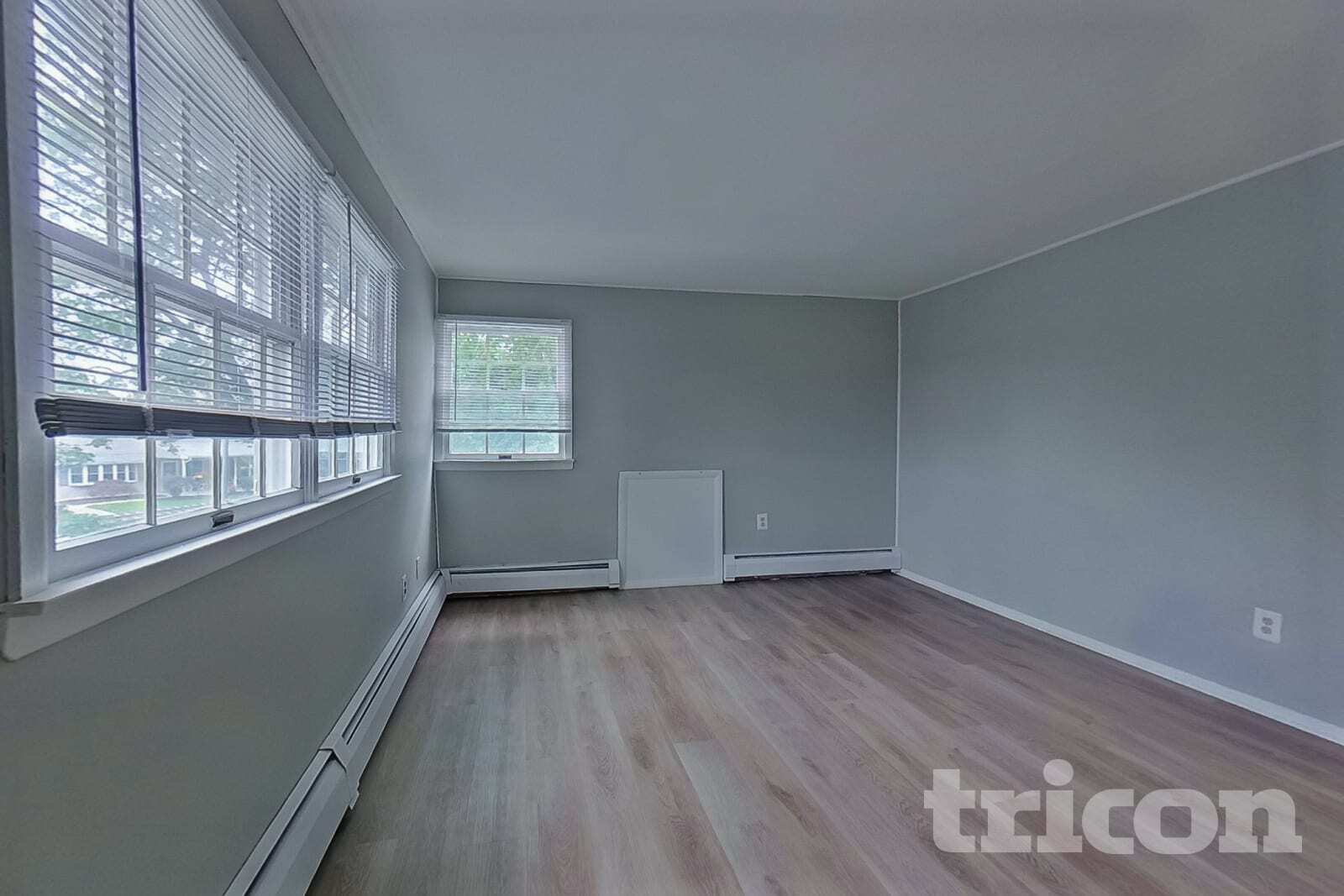 Building Photo - 26 Village Ln