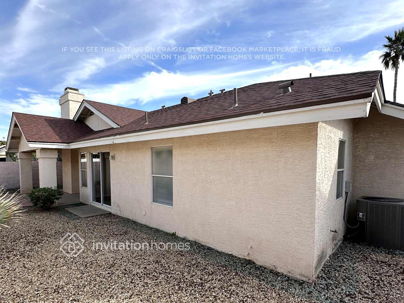 Building Photo - 1102 E Annette Dr