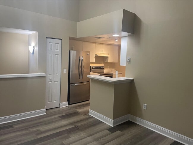 Building Photo - 4179 N Haverhill Rd