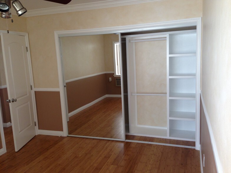 bedroom 2 - 1032 N Gardner St