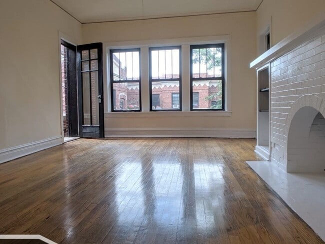Building Photo - 2524 N Kedzie Blvd
