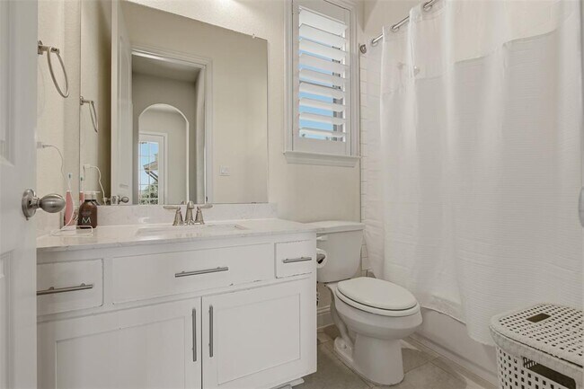 Building Photo - 654 Linden Lp