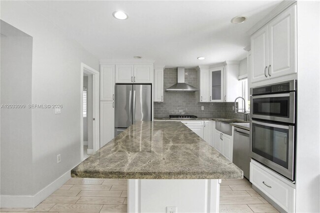 Building Photo - 6511 SW 44th St