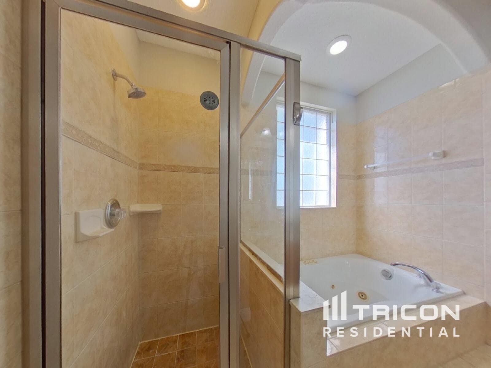 Building Photo - 606 Marigold Rd