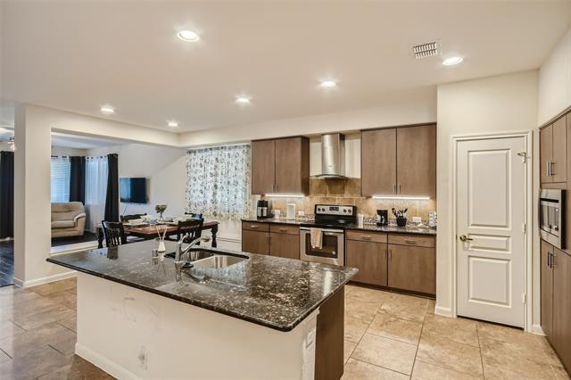 Building Photo - 805 Woodmark Dr