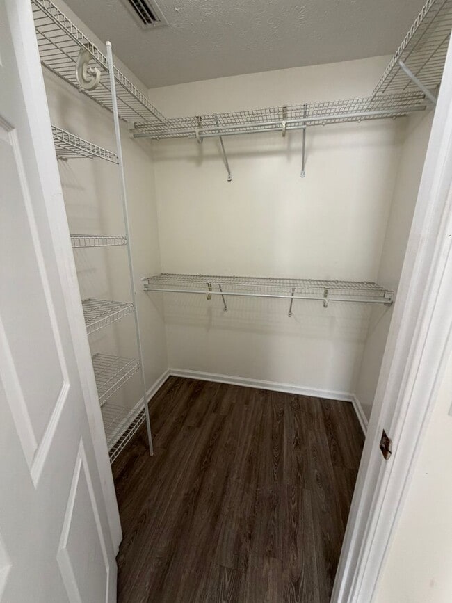 Building Photo - 9119 Laird St