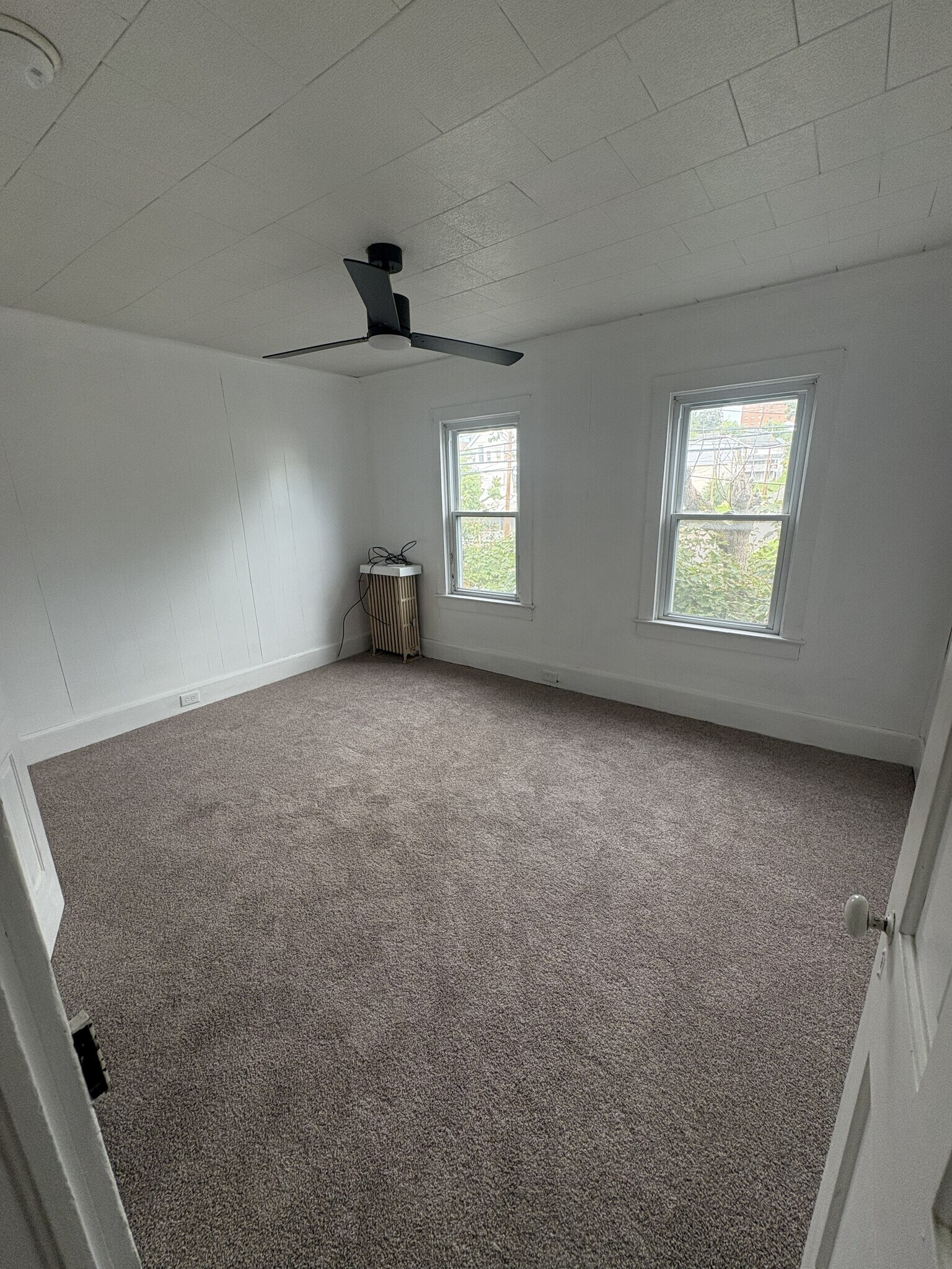 Bedroom 3 - 500 E 5th St