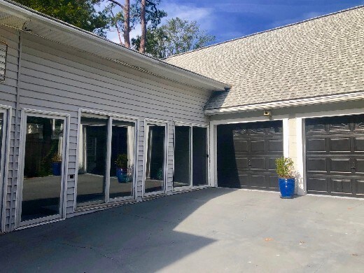 Building Photo - $2250 Furnished 2-Bed Guesthouse w/ Pool