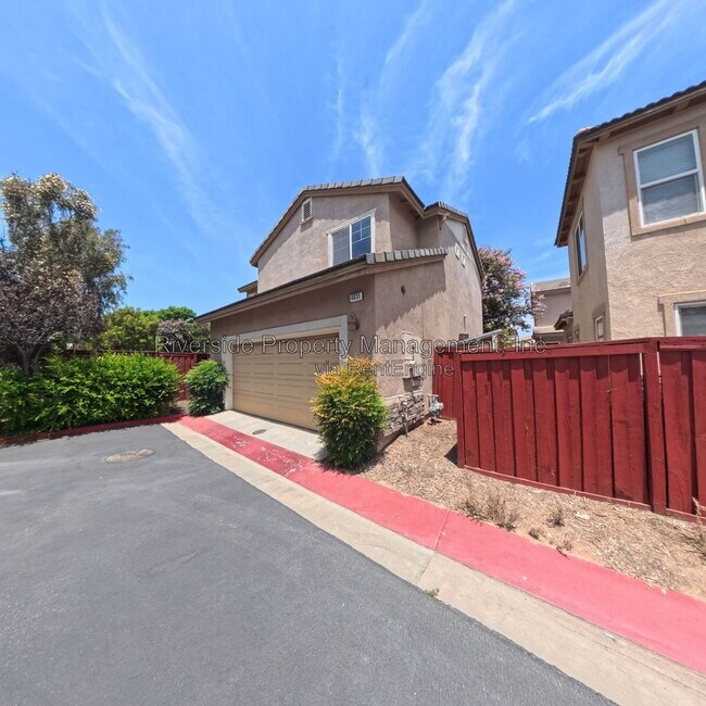 Building Photo - 4031 Cey Ct