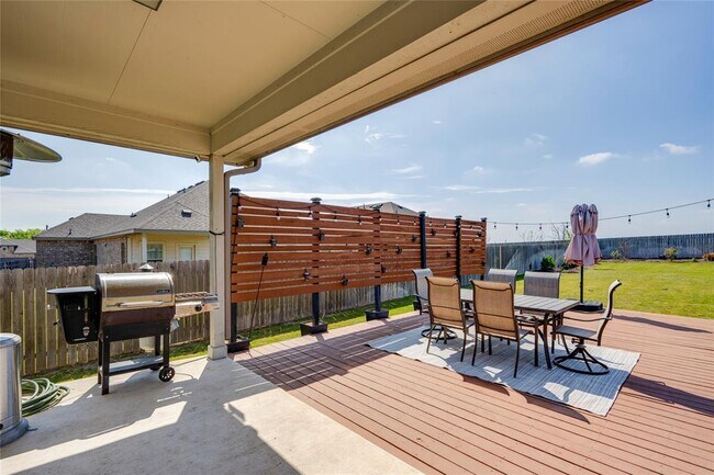 Building Photo - 709 Tinton Falls Ln