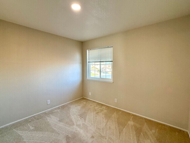 Building Photo - $4,100 - GORGEOUS 4 BEDROOM UNION CITY HOME