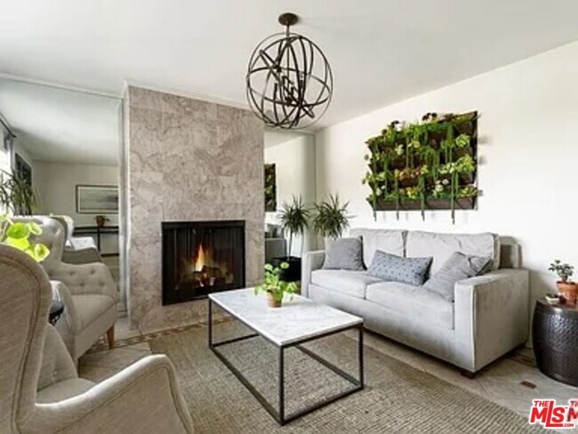 Building Photo - 1440 23rd St