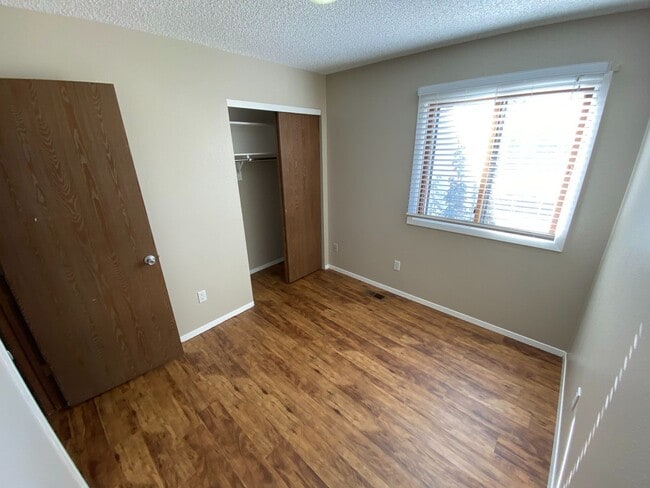 Building Photo - Charming 3-Bedroom Home Near Horsetooth & ...