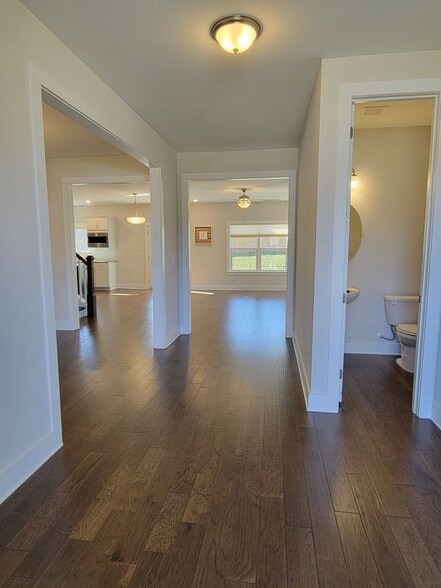 Building Photo - 1717 Buttonwood Lp