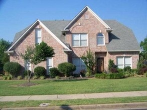 Building Photo - 454 Bowling Brooke Dr