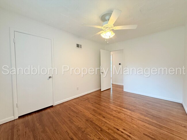Building Photo - For Lease | Midtown Tulsa | Available Now!
