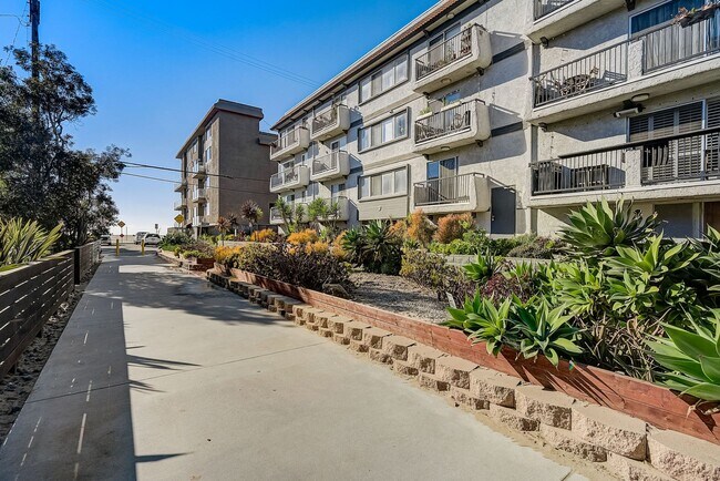 Building Photo - 17 Northstar St