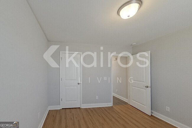 Building Photo - 228 Western Red Cedar Dr