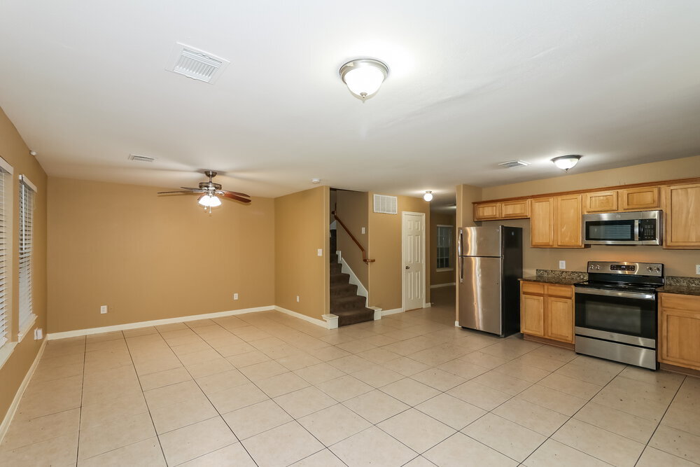 Building Photo - 4918 N Cancun Dr