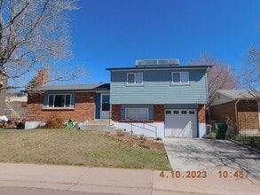 Building Photo - Welcome Home! Beautiful house in Littleton!