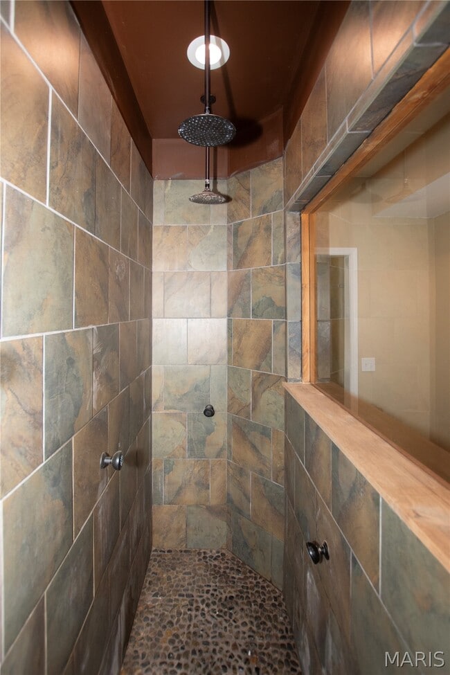 Building Photo - 14 Jefferson Ave